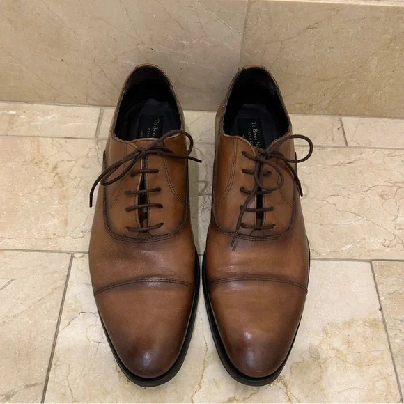 To Boot | Shoes | To Boot Slightly Distressed Cognac Lace Up  display picture 1